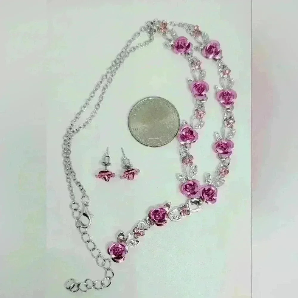 NWOT Beautiful Roses and Silver Necklace and Earrings Set w/Gift Box - Picture 3 of 4
